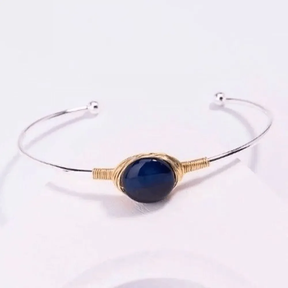 Navy Blue Dainty Wire Stone Bracelet